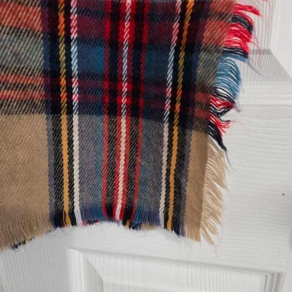 Merona Plaid Scarf Wrap Soft Knitted Long Multi-Color Unisex - Picture 5 of 8